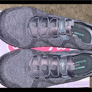 NWT Skechers Wide Fit Slip On Shoes